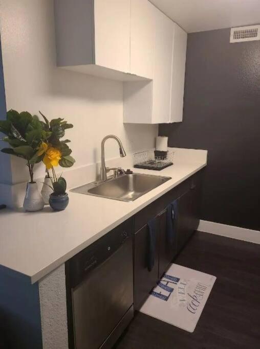 2Bedroom Downtown Los Angeles Pool And Gym Onsite. Buitenkant foto